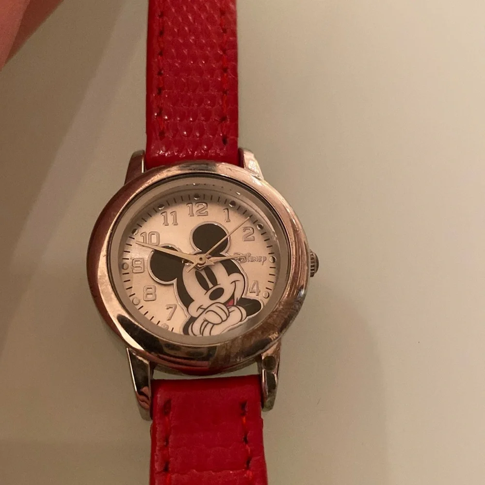 Genuine leather & stainless steel Mickey Mouse Disney watch - analog, authentic